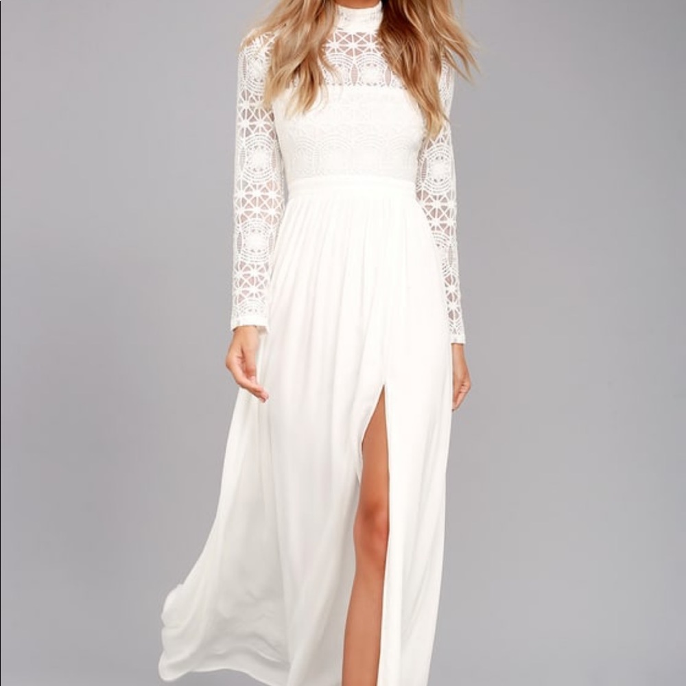 Lulu’s long sleeve maxi dress